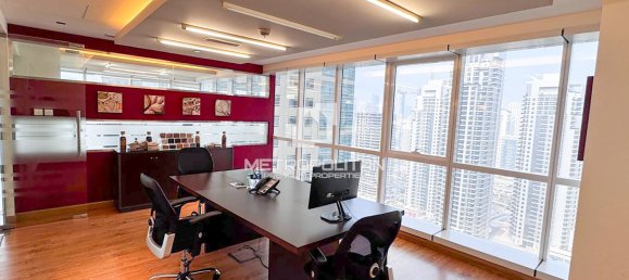 126m² Office in Jumeirah Lake Towers, UAE No. 109135 2