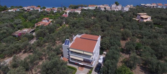9 bedrooms Commercial property in Achaea, Greece No. 5870 11