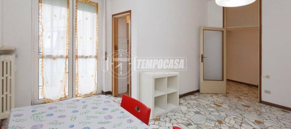 1 bedroom Apartment in Bergamo, Italy No. 280218 20