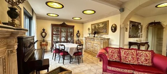 8 غرف نوم فيلا في Mascalucia, Italy رقم 332322 23