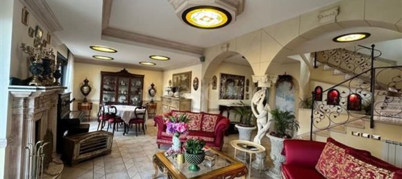 8 غرف نوم فيلا في Mascalucia, Italy رقم 332322 21