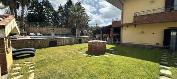 8 غرف نوم فيلا في Mascalucia, Italy رقم 332322 17