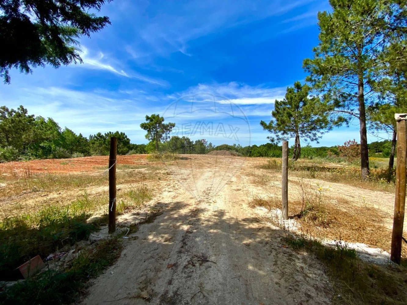 5150m² Land in Sesimbra, Portugal No. 92306