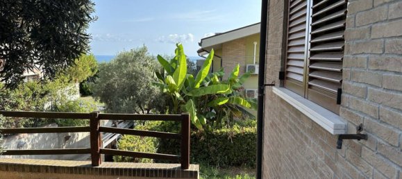 3 غرف نوم فيلا في Pescara, Italy رقم 10550 81