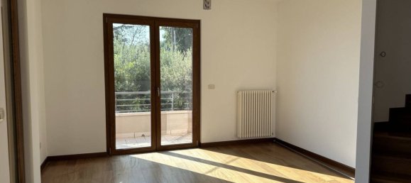 3 غرف نوم فيلا في Pescara, Italy رقم 10550 40