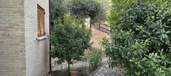 3 غرف نوم فيلا في Pescara, Italy رقم 10550 87