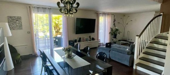 4 bedrooms House in Andilly, France No. 360367 2