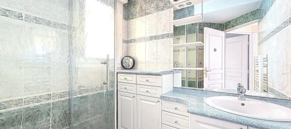 2 chambres Appartement à Villeurbanne, France No. 284210 6