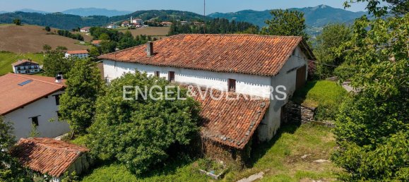 Дом с 5 спальнями в Страна Басков, Испания № 150953 37