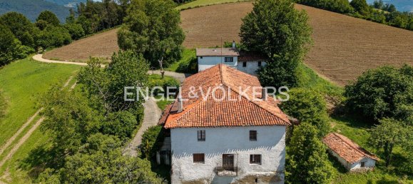 Дом с 5 спальнями в Страна Басков, Испания № 150953 19