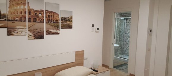 Квартира с 2 комнатами в Рим, Италия № 27178 4