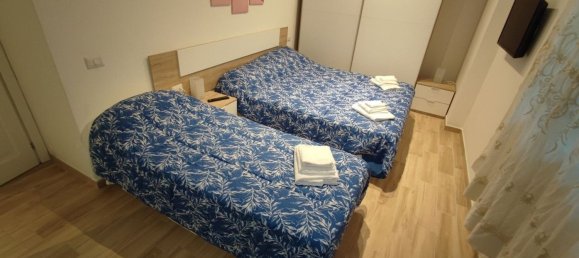 Квартира с 2 комнатами в Рим, Италия № 27178 8