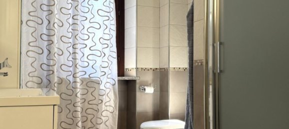 2-salle Appartement à Giussano, Italy No. 237881 8