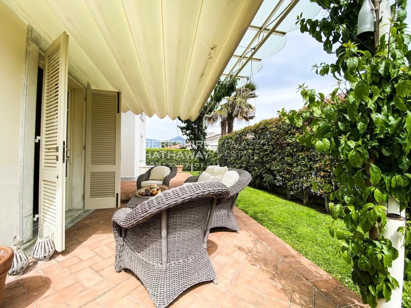4 bedrooms Villa in Pietrasanta, Italy No. 174575