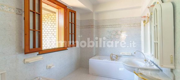 3 غرف نوم فيلا في Trecastagni, Italy رقم 299360 22