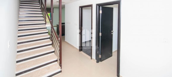 2 Schlafzimmer Villa in Al Reef, UAE, Nr. 955 3