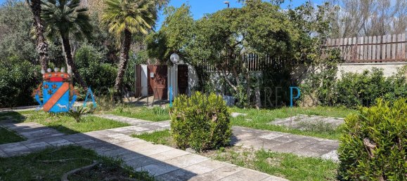 5 rooms Villa in Santa Marinella, Italy No. 138959 10