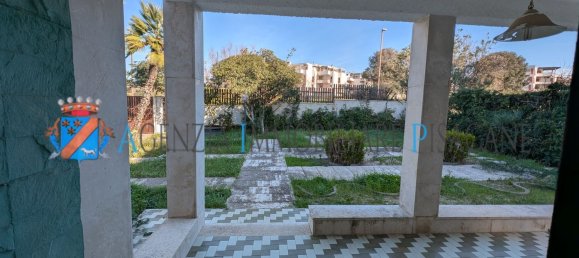 5 rooms Villa in Santa Marinella, Italy No. 138959 4