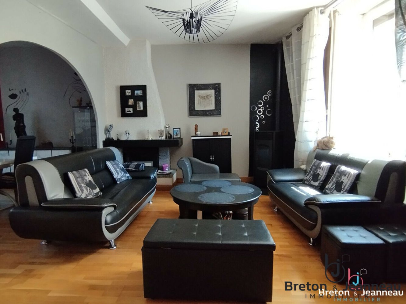 Casa T3 em Sille-le-Guillaume, France N.º 357674