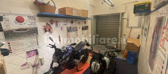 Imóvel comercial de 3 divisões em Barberino di Mugello, Italy N.º 110426 10