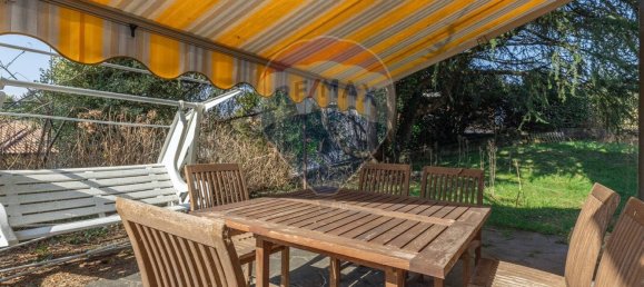 4 Schlafzimmer Villa in Varese, Italy, Nr. 236104 14