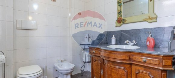 4 Schlafzimmer Villa in Varese, Italy, Nr. 236104 9