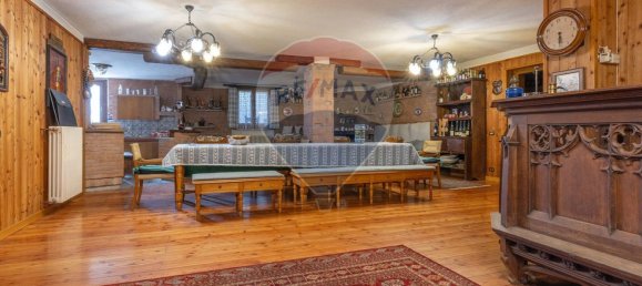 4 Schlafzimmer Villa in Varese, Italy, Nr. 236104 34