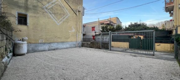 2 bedrooms Apartment in Naples, Italy No. 273441 10