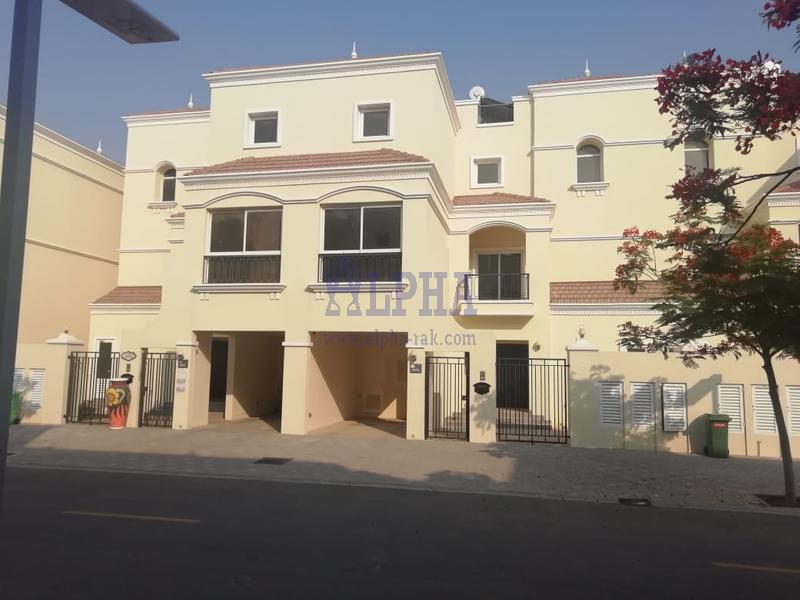 4 bedrooms Townhouse in Al Hamra Village, UAE No. 56031