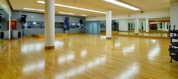 Коммерческая недвижимость 5136м² в Порту, Португалия № 50344 5