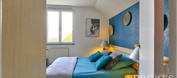 5 bedrooms House in Cutry, France No. 89734 14