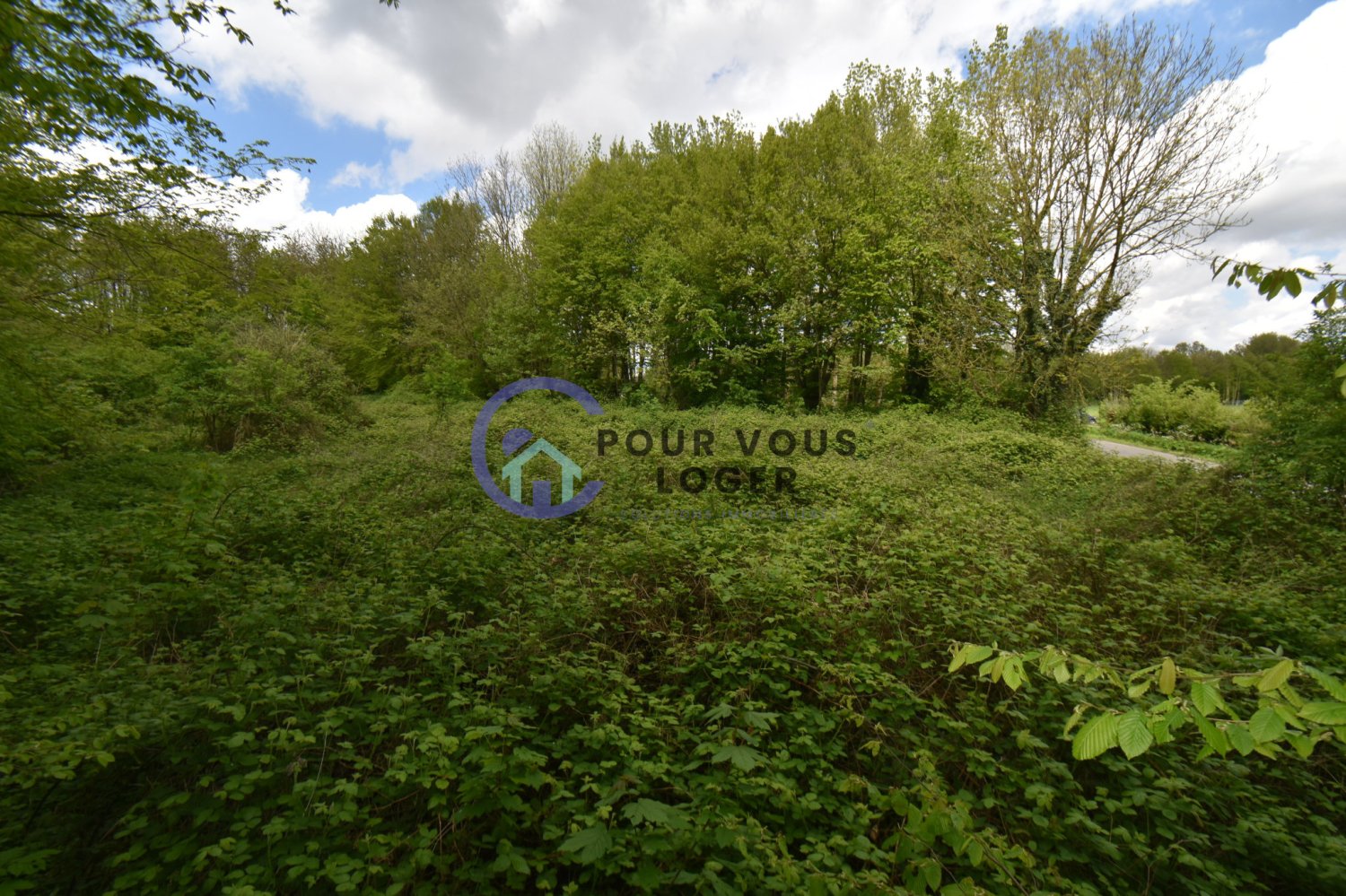  Land in Humbercamps, France No. 66302