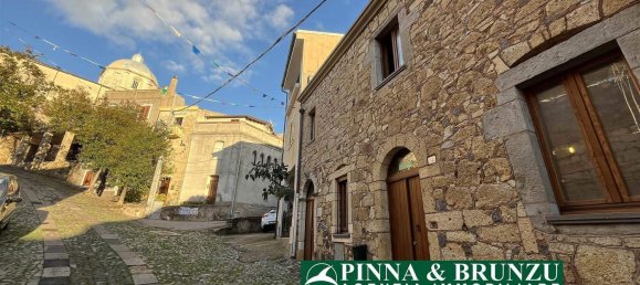 4-salle Maison à Cuglieri, Italy No. 144802 16