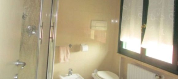 7 rooms House in San Benedetto Po, Italy No. 298740 16