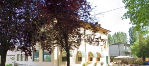 7 rooms House in San Benedetto Po, Italy No. 298740 4