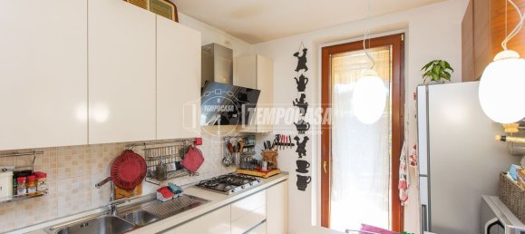 Apartamento de 3 dormitorios en Busto Arsizio, Italy No. 372612 12