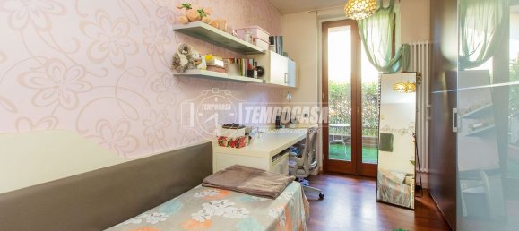 Apartamento de 3 dormitorios en Busto Arsizio, Italy No. 372612 20