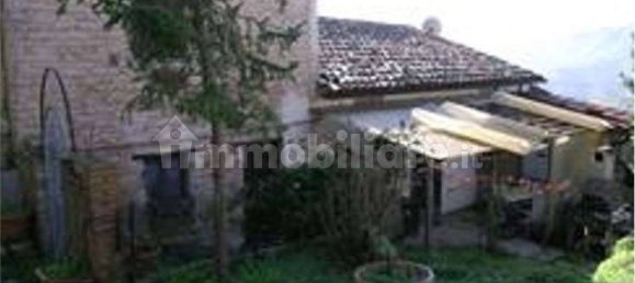 2 bedrooms House in Cantiano, Italy No. 262810 15