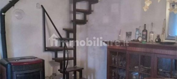 2 bedrooms House in Cantiano, Italy No. 262810 5