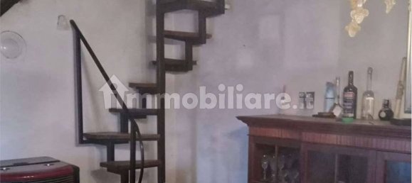 2 bedrooms House in Cantiano, Italy No. 262810 9