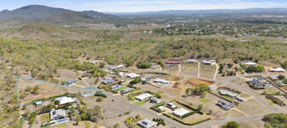  قطعة أرض في Rockyview, Australia 4807متر مربع رقم 849 2