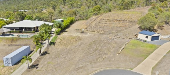  قطعة أرض في Rockyview, Australia 4807متر مربع رقم 849 3