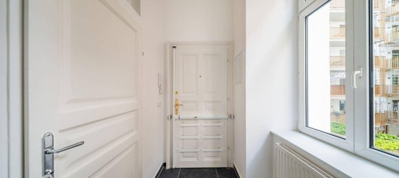 2 rooms Apartment in Wieden, Austria No. 215567 6