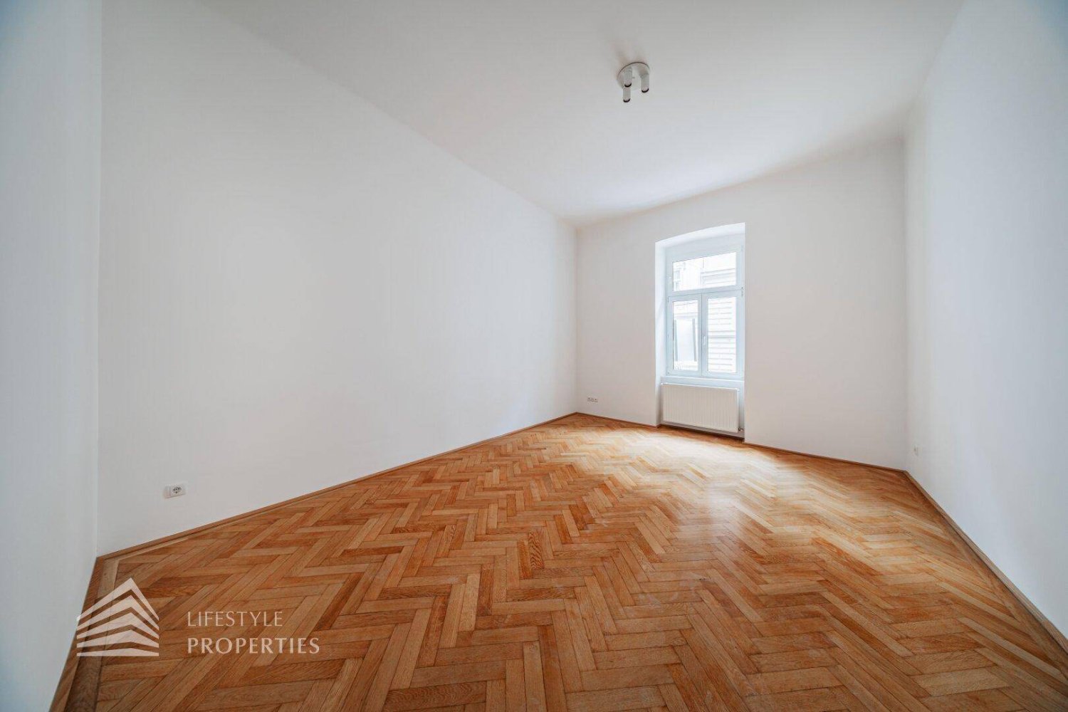 2 rooms Apartment in Wieden, Austria No. 215567