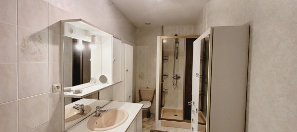 3 Schlafzimmer Haus in Blois, France, Nr. 213986 7