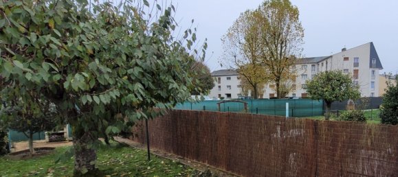 3 Schlafzimmer Haus in Blois, France, Nr. 213986 11