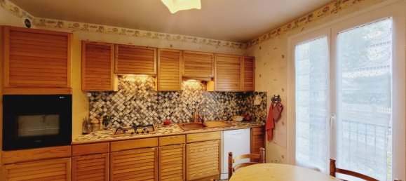 3 Schlafzimmer Haus in Blois, France, Nr. 213986 4