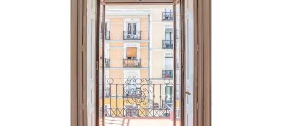 2 bedrooms Apartment in Madrid, Spain No. 148685 21