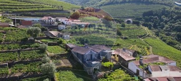 3 bedrooms House in Peso da Regua, Portugal No. 188189 4