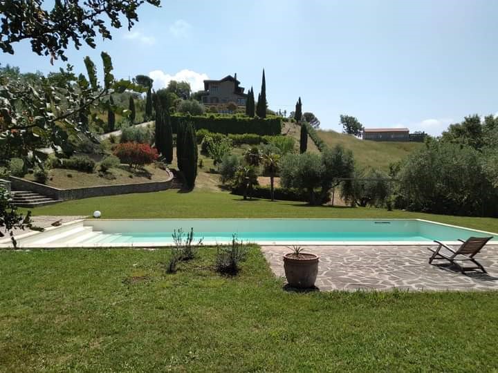 Imóvel comercial em Salerno, Italy 500 m² N.º 62055